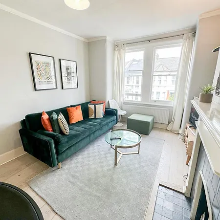 Apartment Stylish 1-bed Flat In Willesden With Private Patio