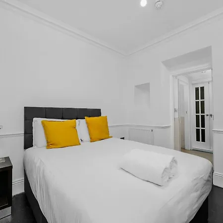 Fitzrovia Modern Apartment