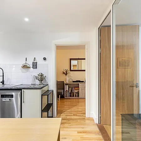 Terrace Apartment London
