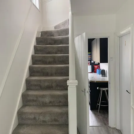 Large Double Ovo Wembley Stadium Homestay