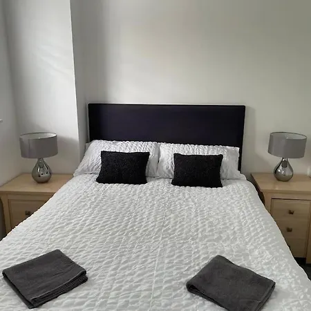 Apartment Lovely 1-bedroom In