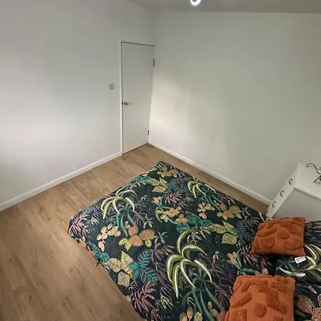 Shared In A Luxury 3 Bedroom Flat In Aldgate, E1!central *