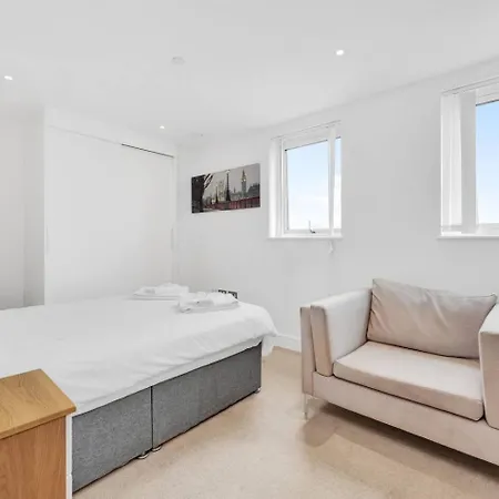 Pass The Keys Panoramic Views Centralparking Apartment London