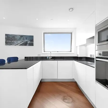 Pass The Keys Panoramic Views Centralparking Apartment London