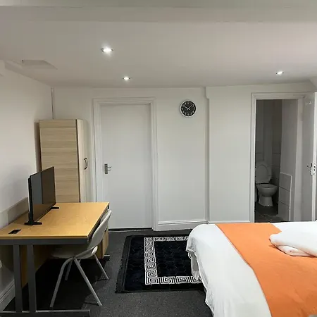 Apartment-sleep6-wifi-family Friendly Apartment *