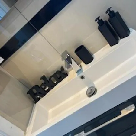 Urban Sleeps 6 Private Garden-family Pet Friendly Appartamento *