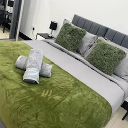 Urban Sleeps 6 Private Garden-family Pet Friendly Appartamento *