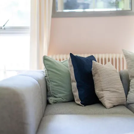 Apartment Mezzanine 3-bed In Central London, By Westminster *