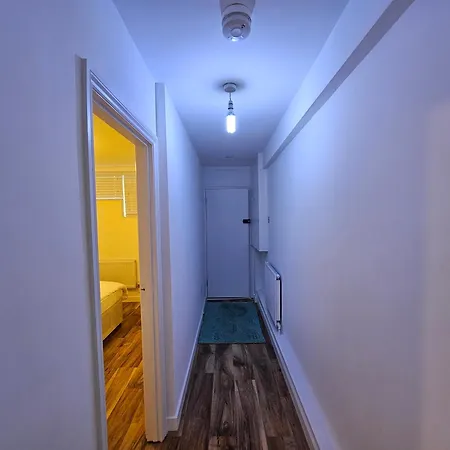 Apartment Aldgate