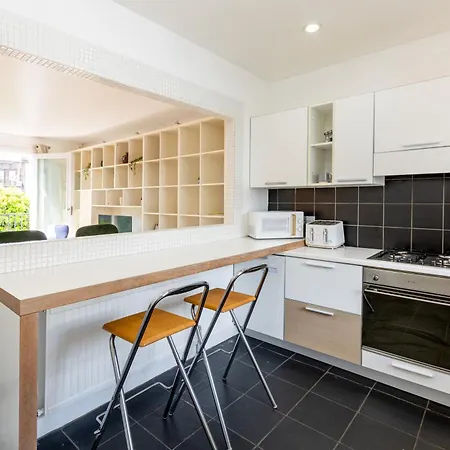 Expansive 2br Flat, Holloway Road *