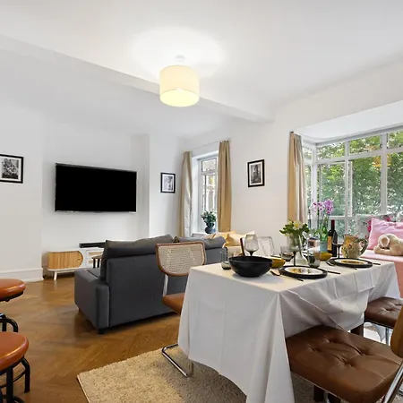 Marylebone High Street 2br London