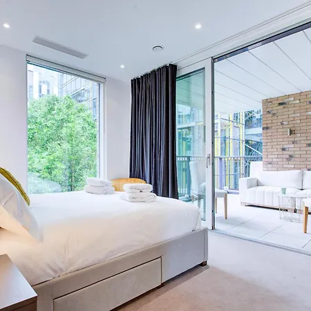 Paddington Apartment