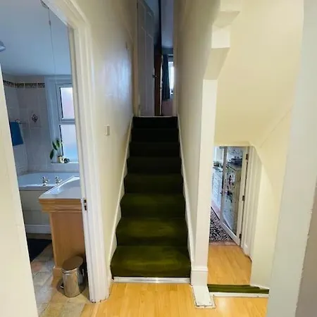 Central Shared Flat Apartment *