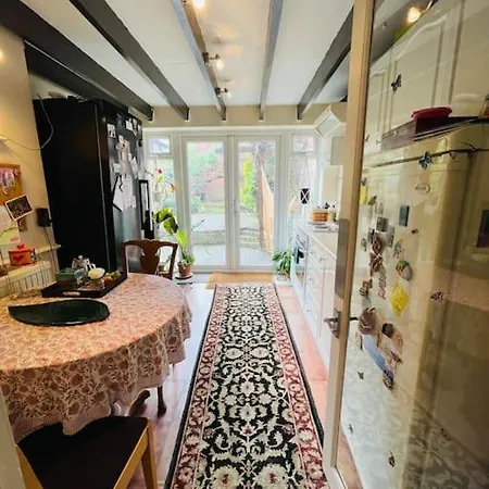 Apartment Central Shared Flat
