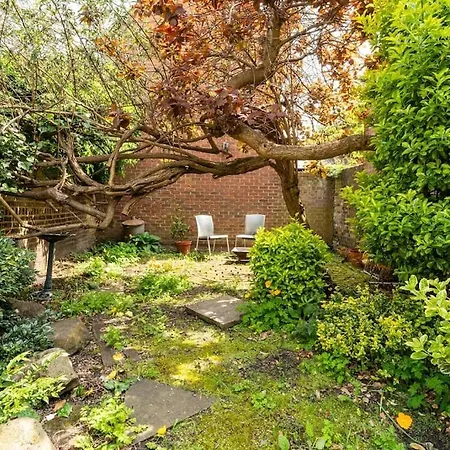 Apartment Central Shared Flat London