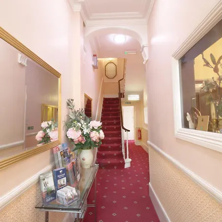 Balmoral House Londýn