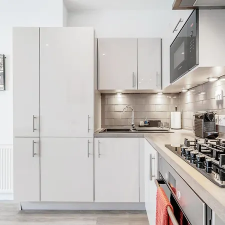 2-bed Notting Hill / Portobello