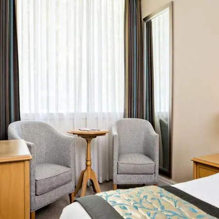 Thistle Euston Hotel 4*
