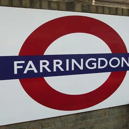 Travelodge Farringdon فندق 3*