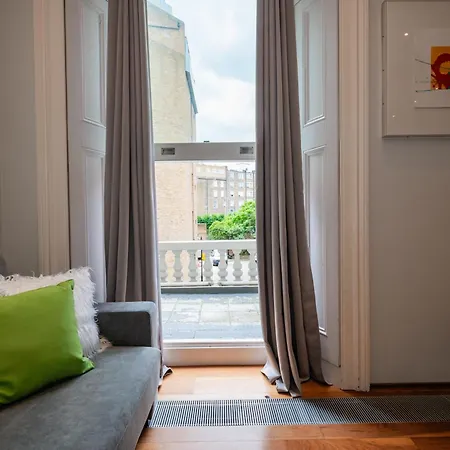 Welcome South Kensington Apartment