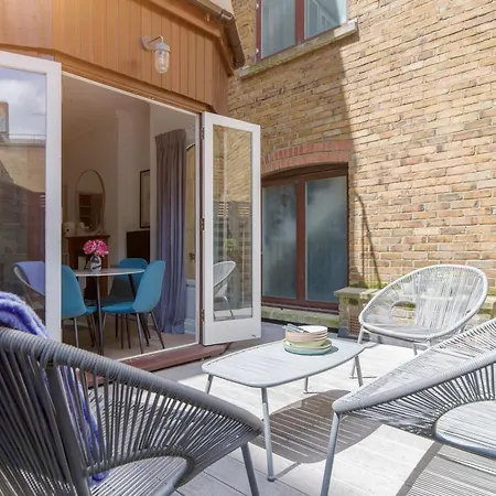 West End, Drury Lane, Modern 3 Bedroom Apt * Londres
