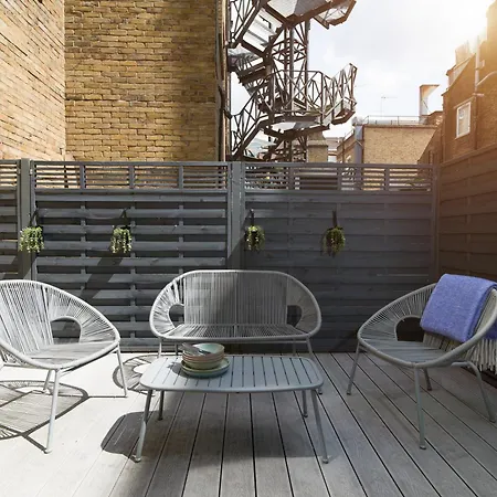 West End, Drury Lane, Modern 3 Bedroom Apt * Londres