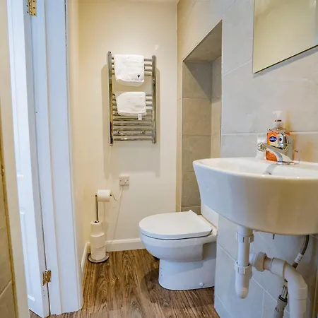 Apartment Stylish 3 Bed Flat Uxbridge