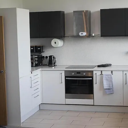 London Serviced Sweet Luxe Estates Croydon