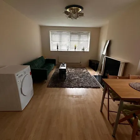 Garden House Homestay London