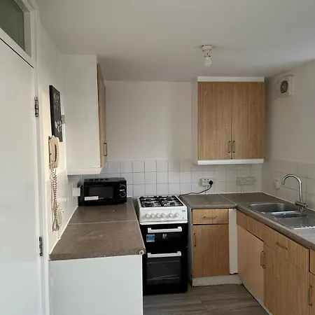 Apartment Newbury3 London