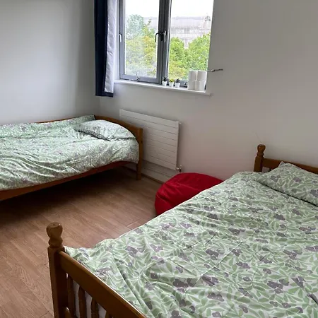 Newbury3 Apartment London