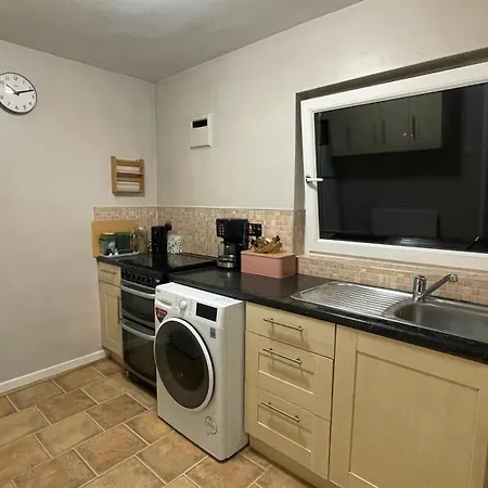Cosy 1-bed Flat Family Friendly Free Parking