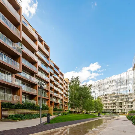 Modern 2 Bed Battersea Power Station *