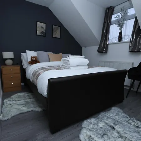 Beautiful 4 Bed House In Cul-de-sac Erith