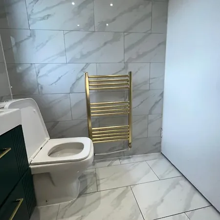 Luxury 1 Bedroom Bromley Apartment Eltham