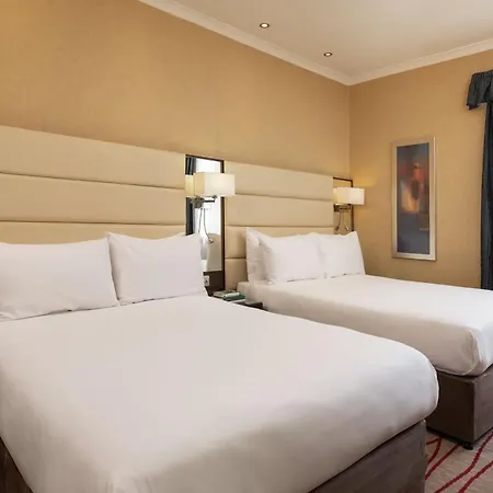 Park Grand Hyde Park 4*