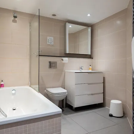 The Paddington Mews - Comfortable & Elegant 3Bdr Paddington House