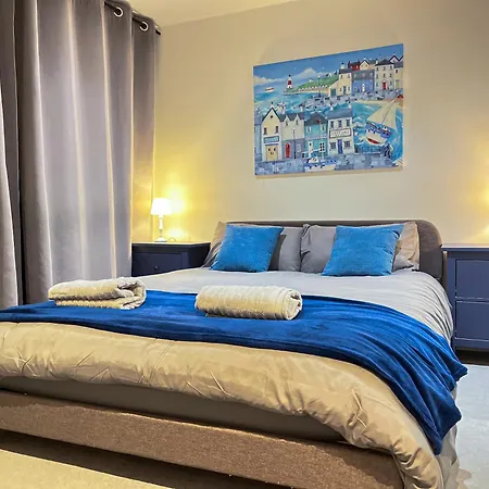 Omega Terrace, Luxury Modern Interior, Located Close To Alexandra Palace Apartment