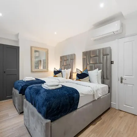 Apartment Mayfair Residences London
