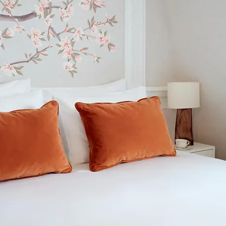 2 Chesham Hotel London