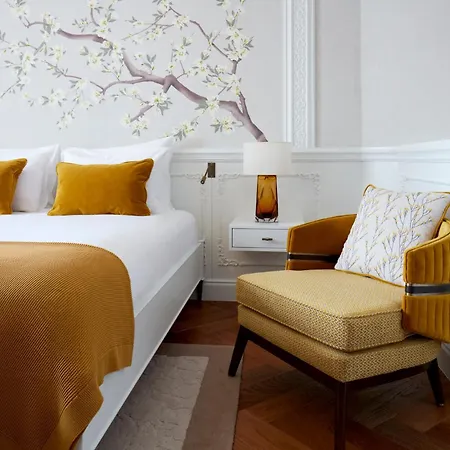 2 Chesham Hotel London