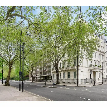 Flagship Luxury Villa. Near Mayfair And Hyde Park - Sleeps 16 * Londen
