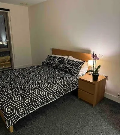 Charming With 2 Bedrooms