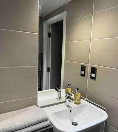 Apartment Charming With 2 Bedrooms