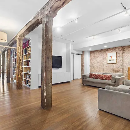 아파트 Modern Flat For 8 Guests
