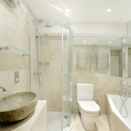 Beautiful Modern Spacious Belgravia House 1700sqft London