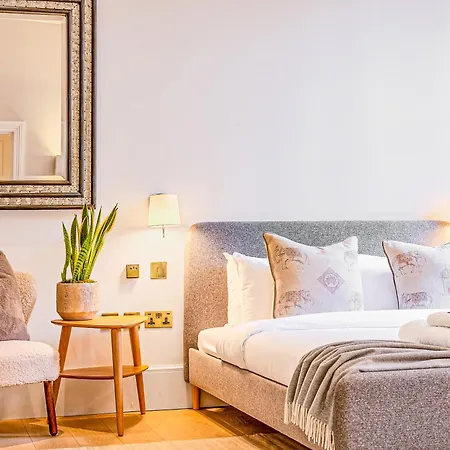 Immense Studio, Prime Location Belgravia, Chelsea * London