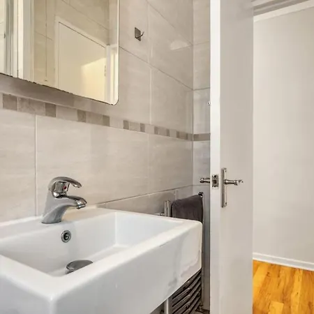 Luxstay Paddington - Sleeps Up To 6 *