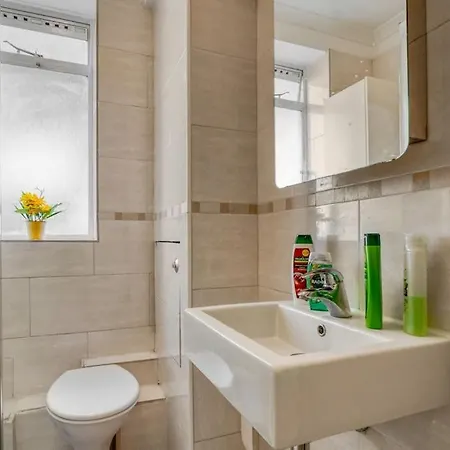 Luxstay Paddington - Sleeps Up To 6 London