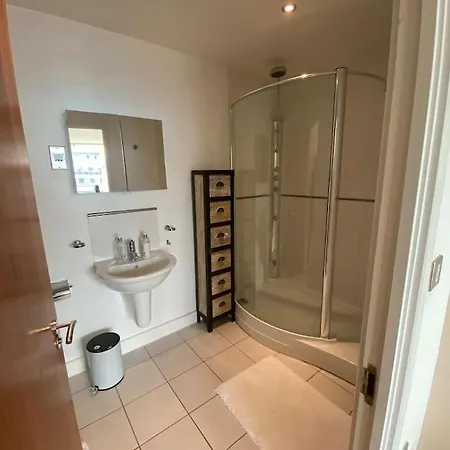 Apartment Luxury 3 Bed London